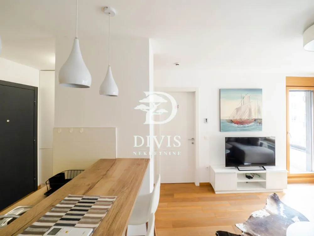 Prodaja, dvosoban stan, 41m², Novi Beograd Blok 65, Novi Beograd Sve Podlokacije