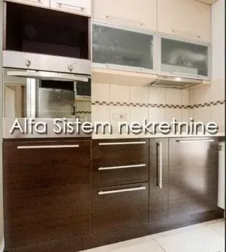 Izdavanje, četvorosoban stan, 140m², Đeram Pijaca, Beograd - image 5