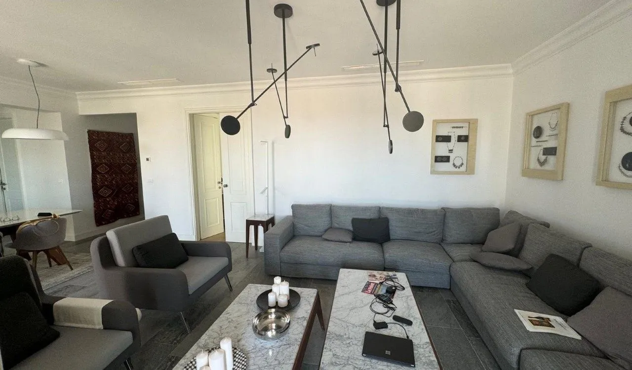 Prodaja, trosoban stan, 130m², Luštica Bay, Tivat