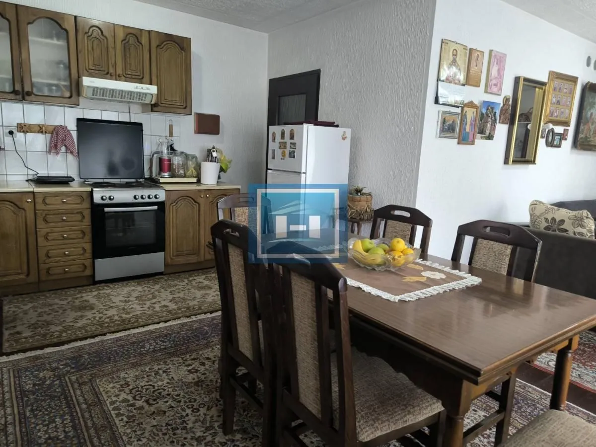 Sale, house, 225m², Centar, Ćuprija