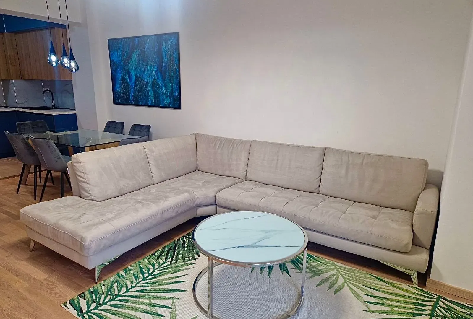 Izdavanje, dvosoban stan, 79m², Momišići, Podgorica