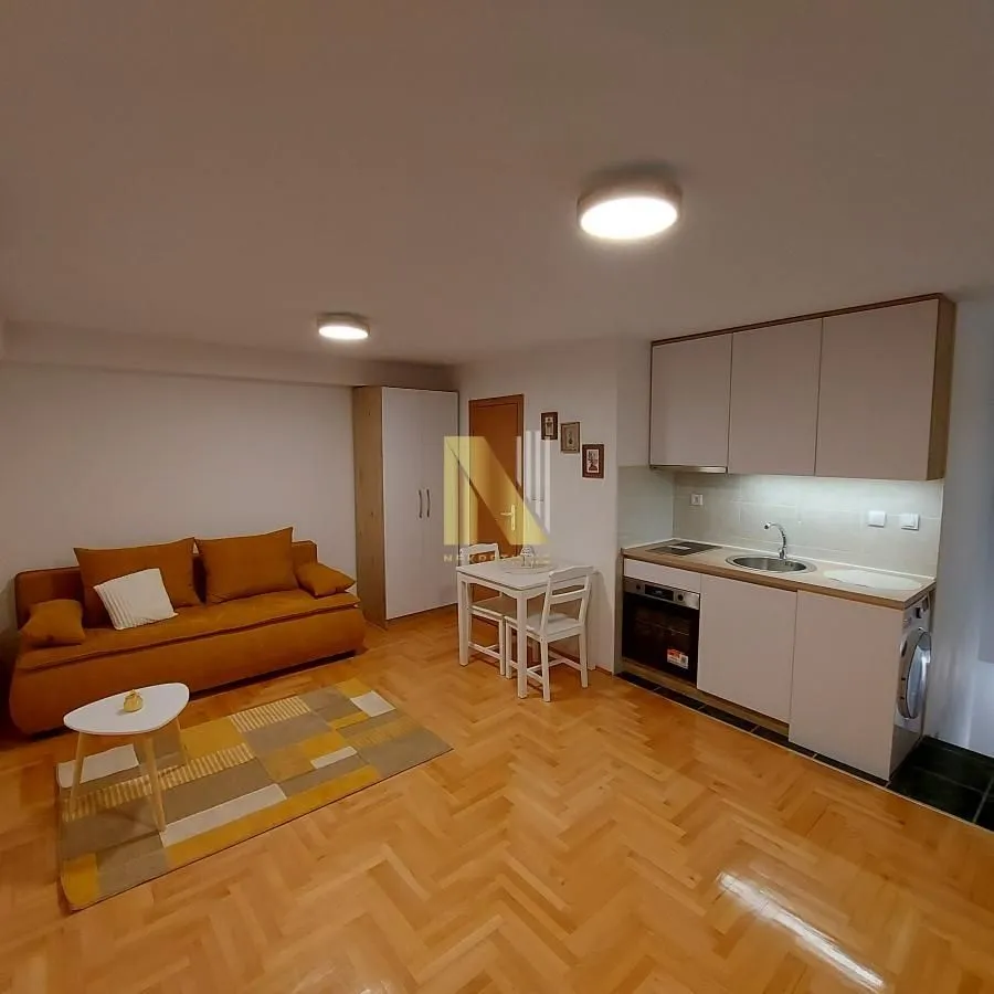 Rent, studio apartment, 27m², Bulevar Oslobodjenja, Novi Sad Sve Podlokacije