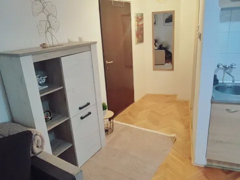 Rent, one bedroom apartment, 40m², Adok, Budva - image 7