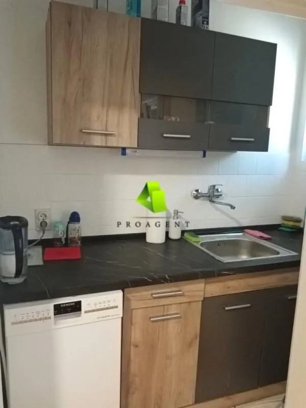Rent, two bedroom apartment, 65m², Pantelej, Niš