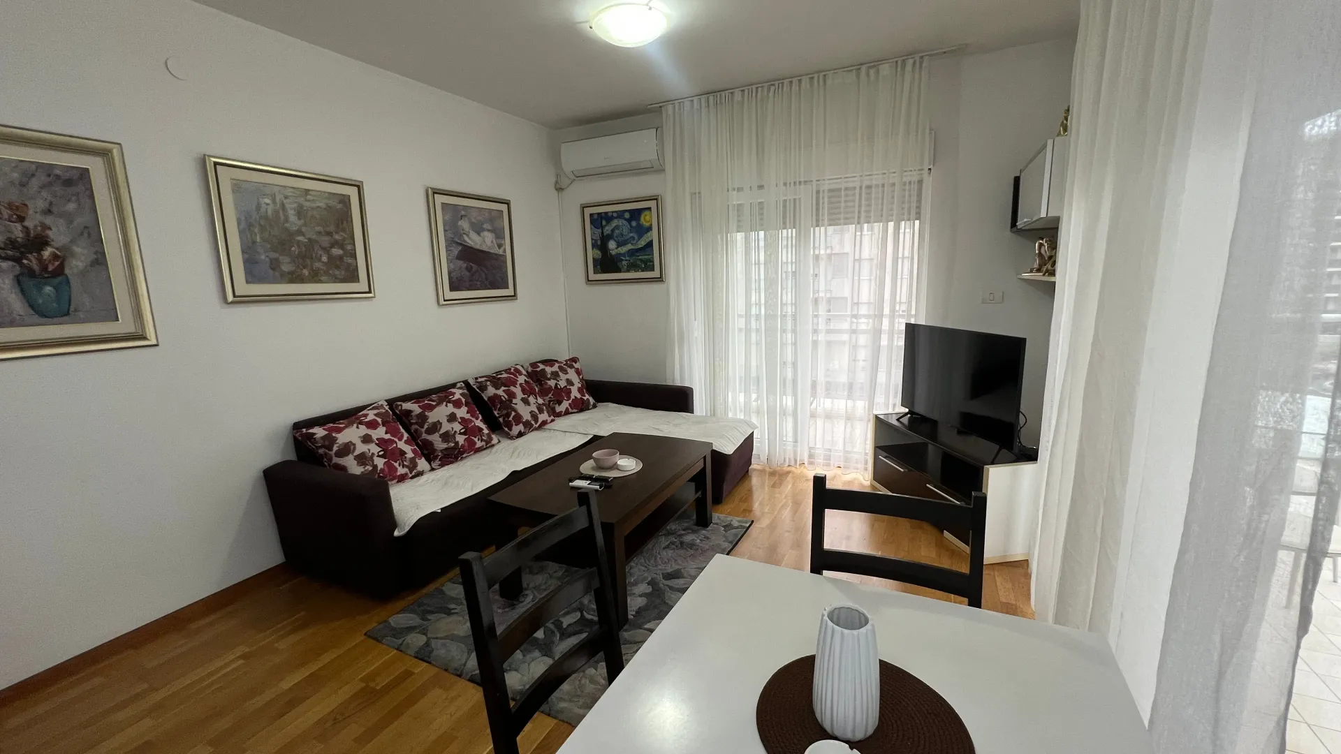 Rent, one bedroom apartment, 63m², City Kvart, Podgorica