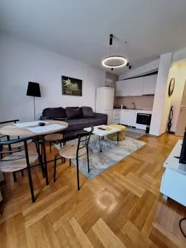 Prodaja, jednosoban stan, 37m², Centar, Podgorica - image 3