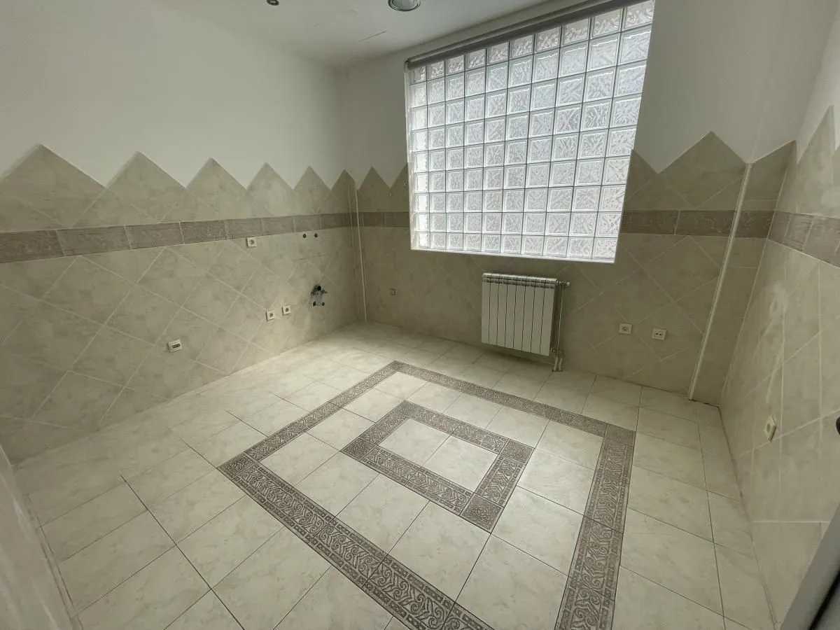 Rent, office space, 245m², Bulevar Oslobodjenja, Novi Sad Sve Podlokacije