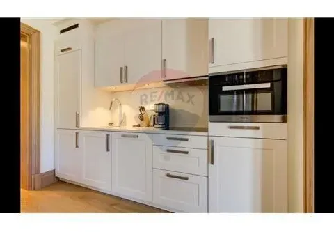 Prodaja, dvosoban stan, 107m², Tivat, Crna Gora - image 5