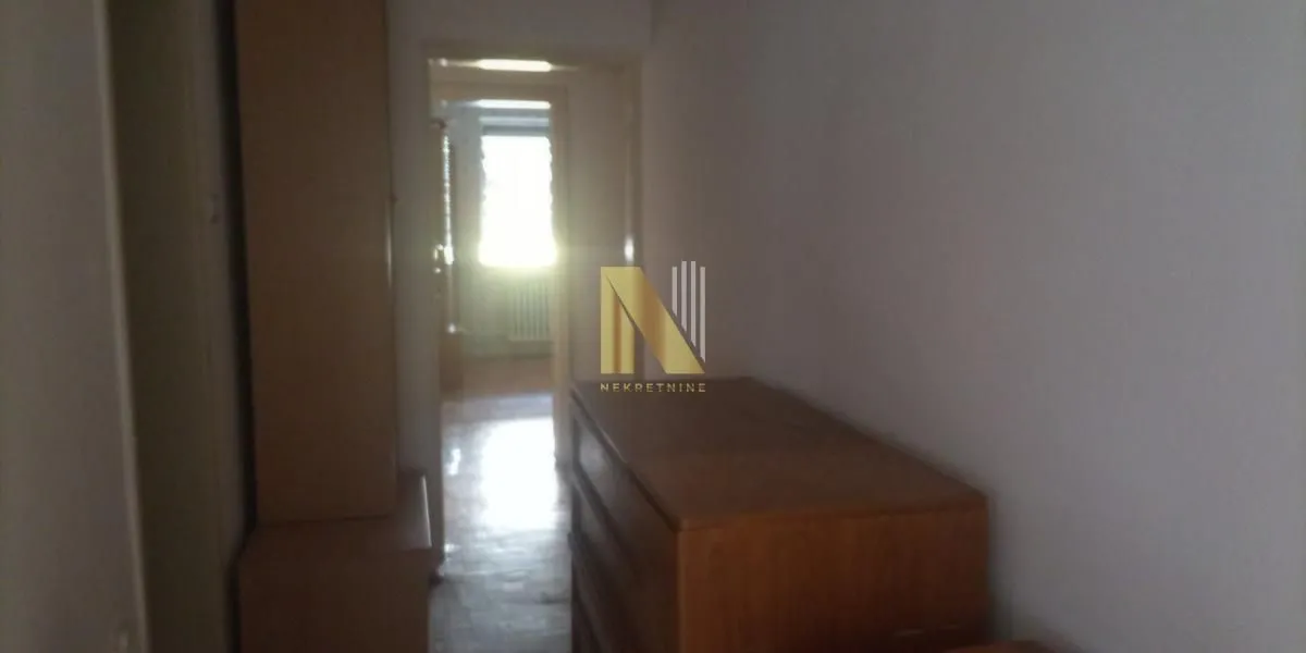 Prodaja, kuća, 366m², Sajmište, Novi Sad