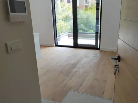 Sale, one bedroom apartment, 40m², Bečići, Budva - image 7