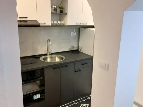 Prodaja, jednosoban stan, 33m², Zemun Centar, Zemun Sve Podlokacije - image 5