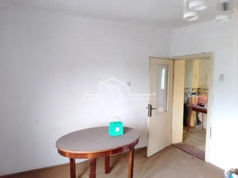 Prodaja, kuća, 66m², Umka, Beograd - image 9