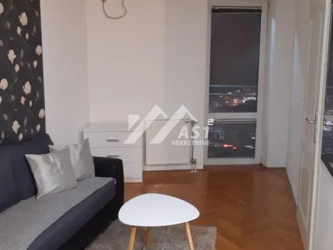 Izdavanje, jednosoban stan, 39m², Bulevar Oslobodjenja, Novi Sad Sve Podlokacije - image 2