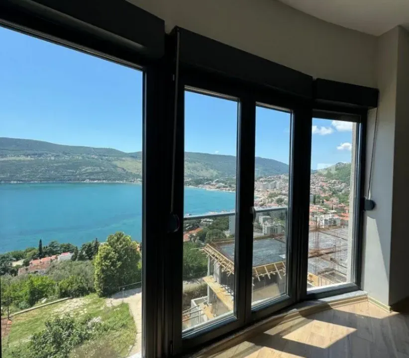 Sale, three bedroom apartment, 122m², Topla, Herceg Novi