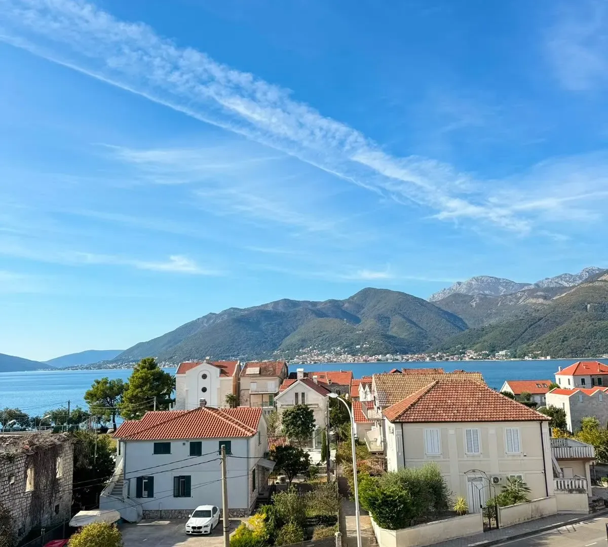 Sale, two bedroom apartment, 52m², Donja Lastva, Tivat