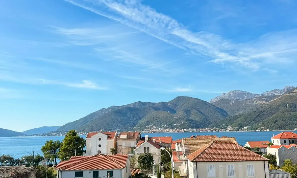 Sale, two bedroom apartment, 52m², Donja Lastva, Tivat
