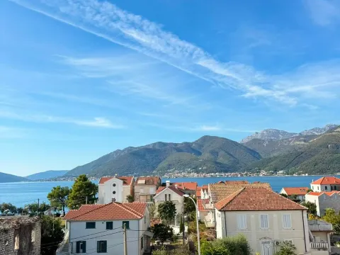 Sale, two bedroom apartment, 52m², Donja Lastva, Tivat - image 1