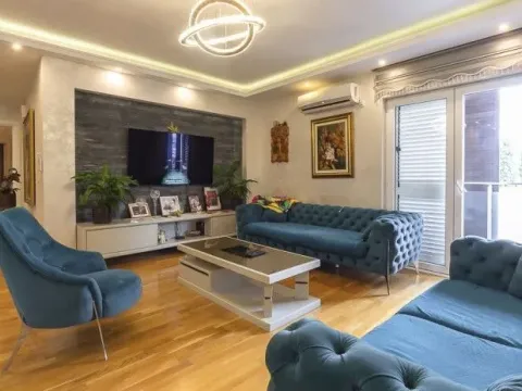 Sale, three bedroom apartment, 140m², Momišići, Podgorica - image 1