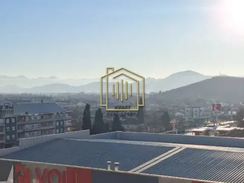 Izdavanje, jednosoban stan, 46m², City Kvart, Podgorica - image 10