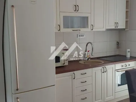 Izdavanje, kuća, 480m², Klisa, Novi Sad Sve Podlokacije - image 4