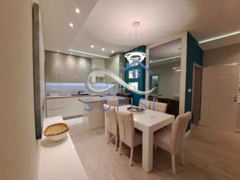 Izdavanje, trosoban stan, 78m², Centar, Novi Sad - image 8