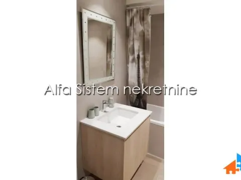 Rent, two bedroom apartment, 70m², Savski Venac, Beograd - image 17
