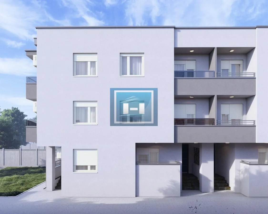 Sale, three bedroom apartment, 79m², Centar, Ćuprija