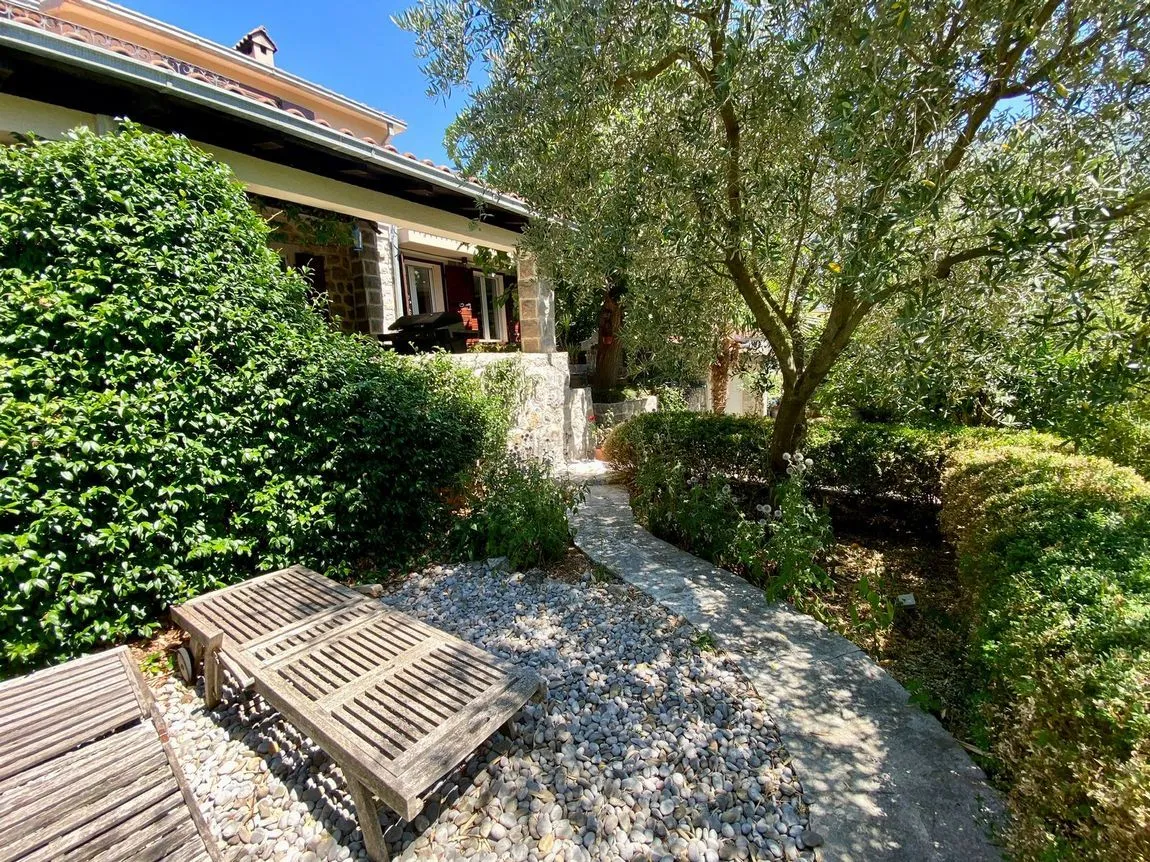 Prodaja, kuća, 232m², Prčanj, Kotor