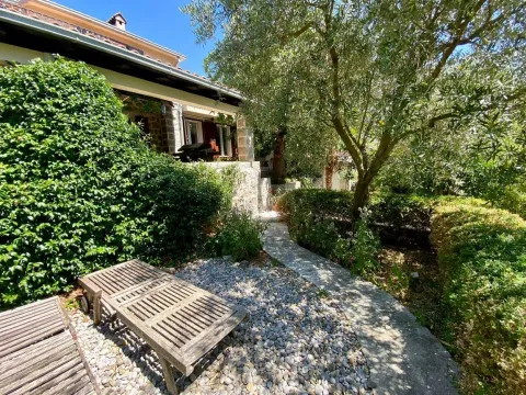 Prodaja, kuća, 232m², Prčanj, Kotor - image 3