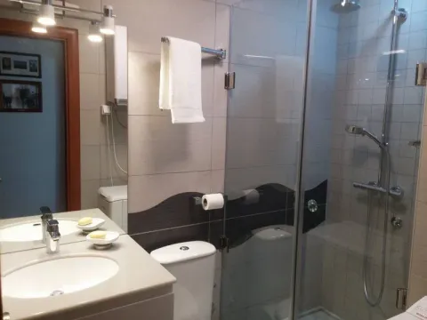 Prodaja, stan, 91m², Tivat, Crna Gora - image 5