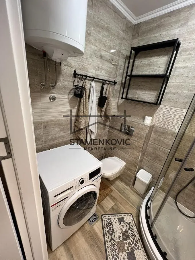 Prodaja, jednosoban stan, 31m², Vidovdansko naselje, Novi Sad Sve Podlokacije