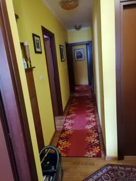 Prodaja, četvorosoban stan, 120m², City Kvart, Podgorica - image 6