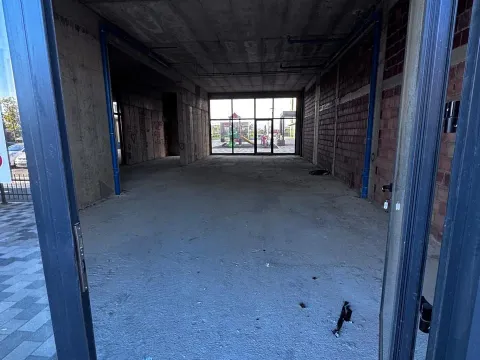 Rent, office space, 158m², Stari Aerodrom, Podgorica - image 3