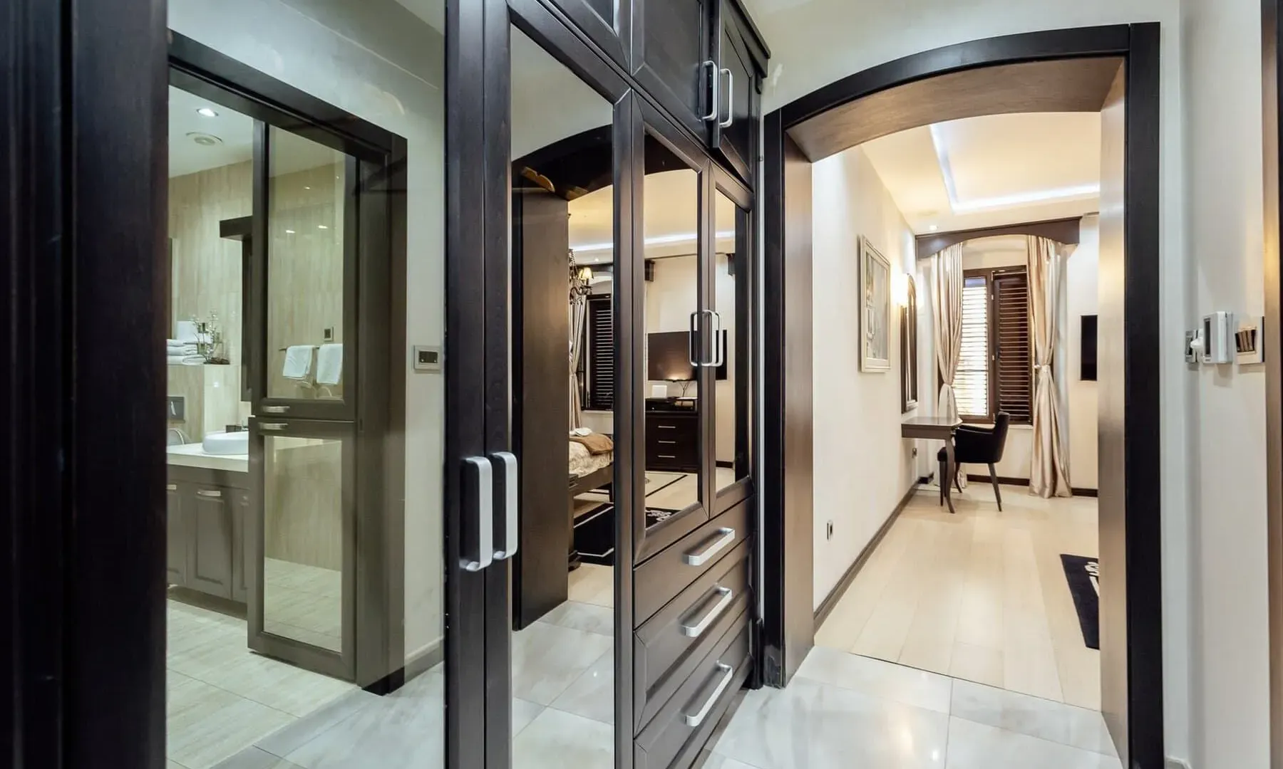 Prodaja, dvosoban stan, 117m², Stari Grad Kotor, Kotor