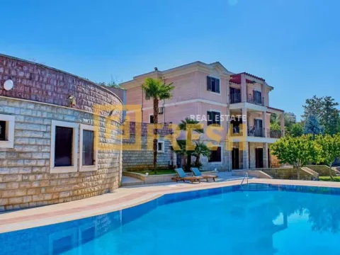 Izdavanje, kuća, 300m², Zagorič, Podgorica - image 34