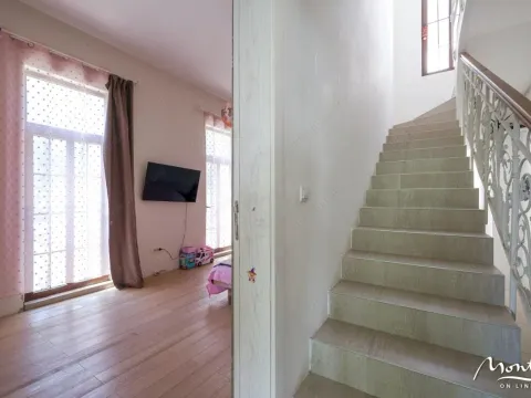 Prodaja, kuća, 316m², Tivat, Crna Gora - image 19