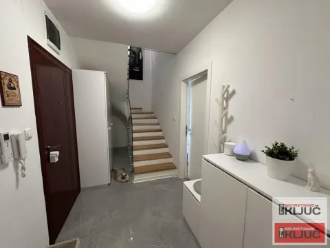 Prodaja, četvorosoban stan, 94m², Telep, Novi Sad Sve Podlokacije - image 11