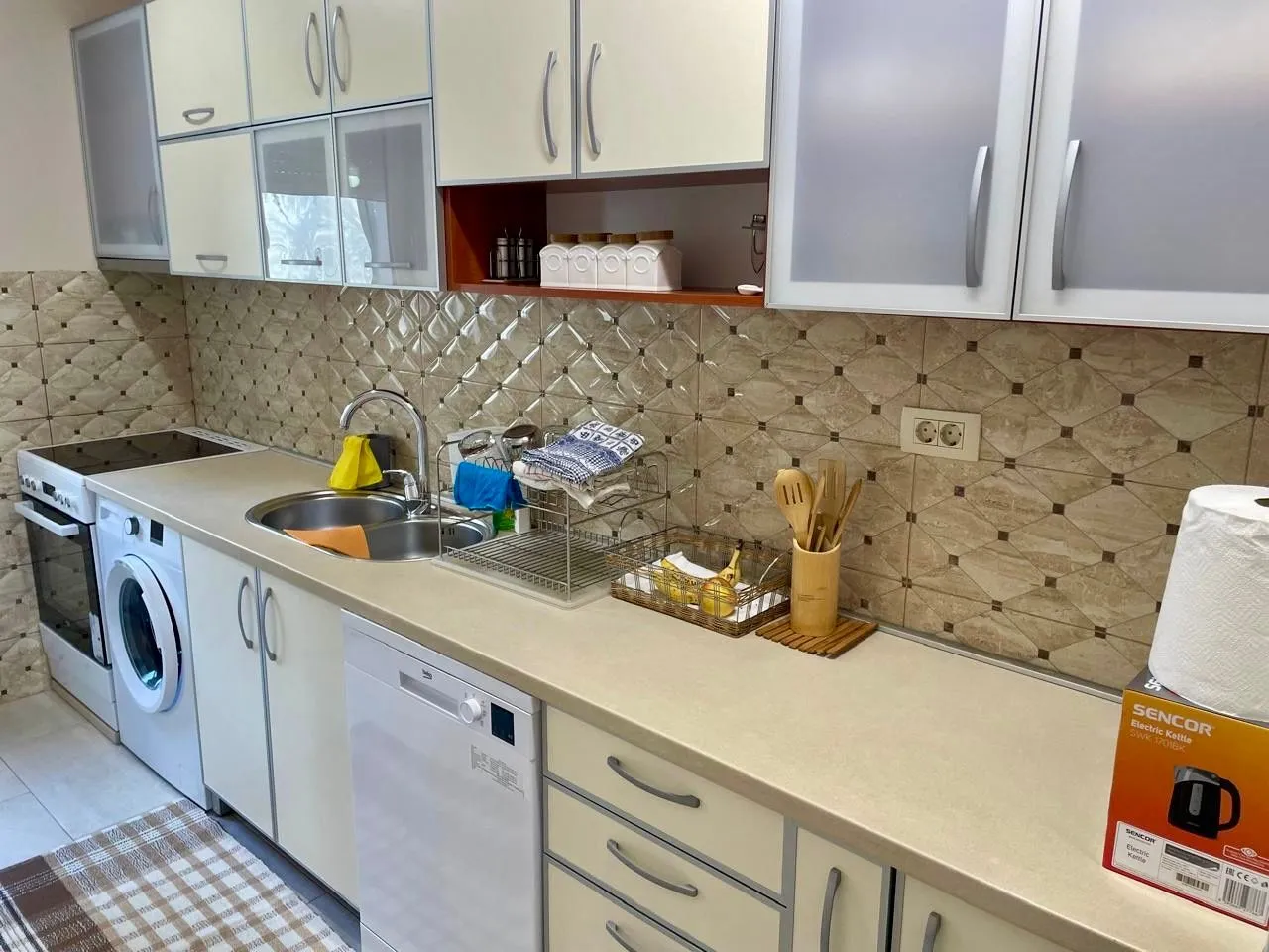 Rent, three bedroom apartment, 100m², Blok 6, Podgorica