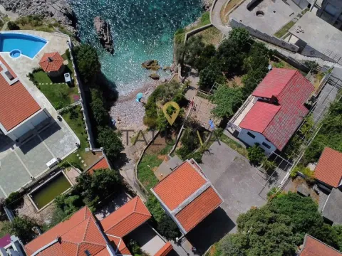 Prodaja, kuća, 324m², Dobre Vode, Bar - image 2