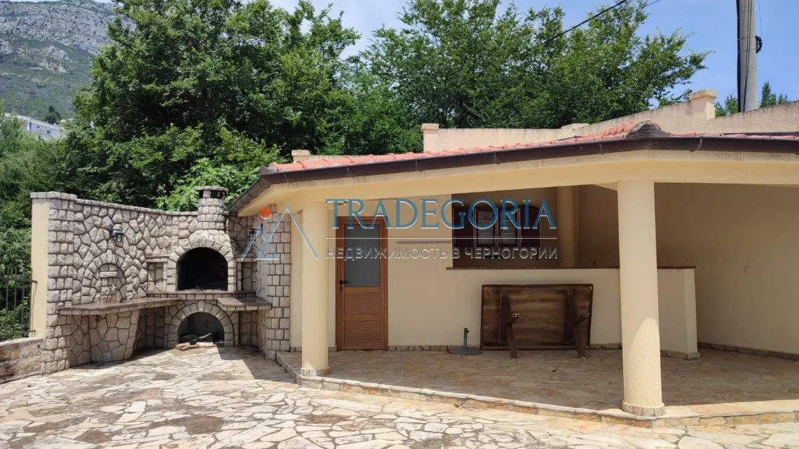 Prodaja, kuća, 400m², Bar, Crna Gora