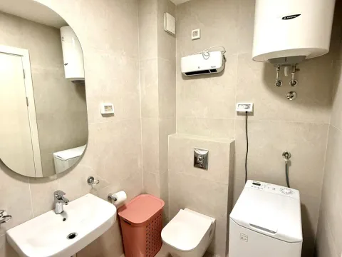 Rent, one bedroom apartment, 42m², Pobrežje, Podgorica - image 8