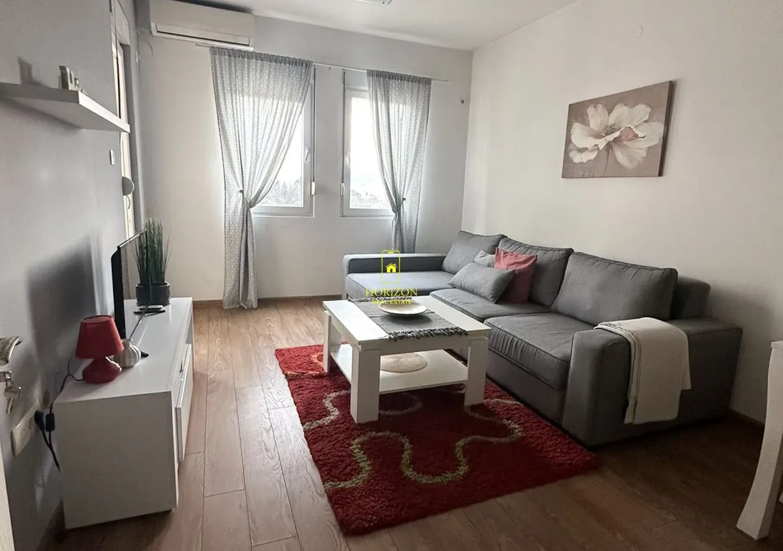 Rent, two bedroom apartment, 64m², City Kvart, Podgorica