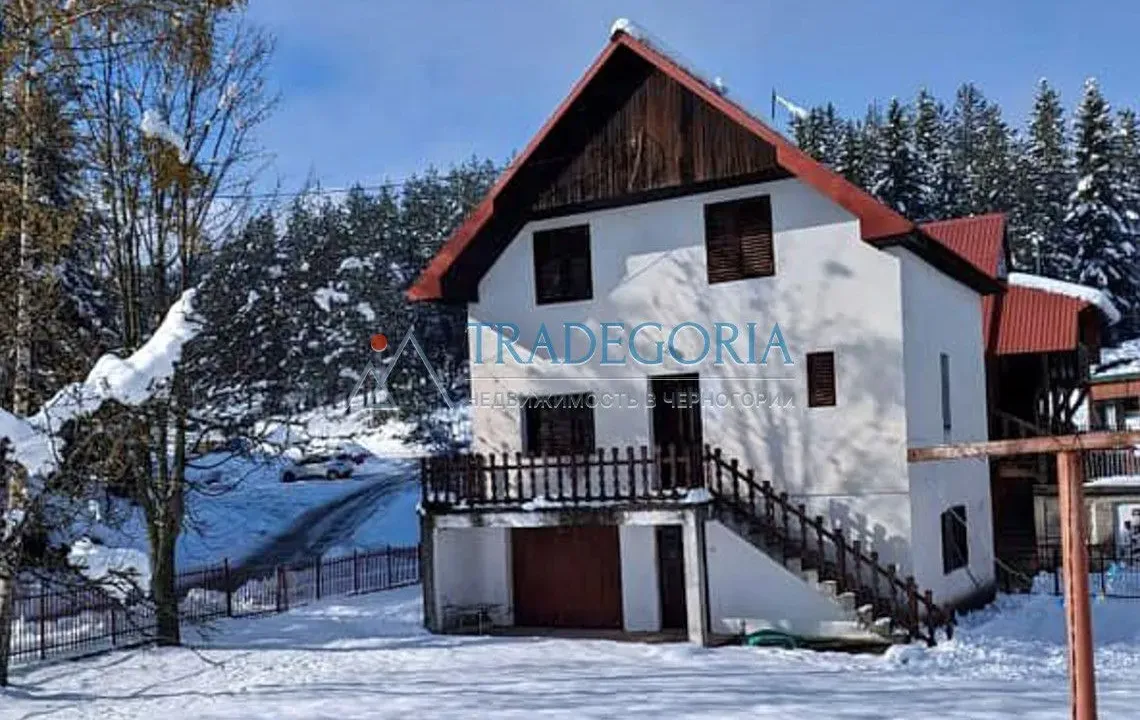 Prodaja, kuća, 166m², Žabljak, Crna Gora