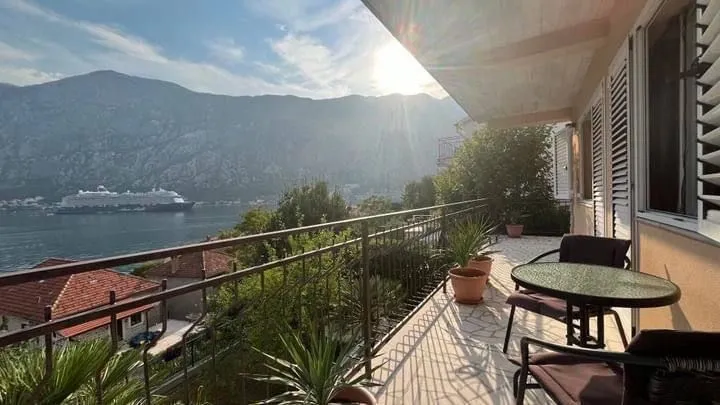 Sale, house, 145m², Prčanj, Kotor