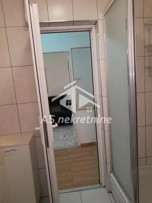 Rent, three bedroom apartment, 80m², Čukarica, Beograd
