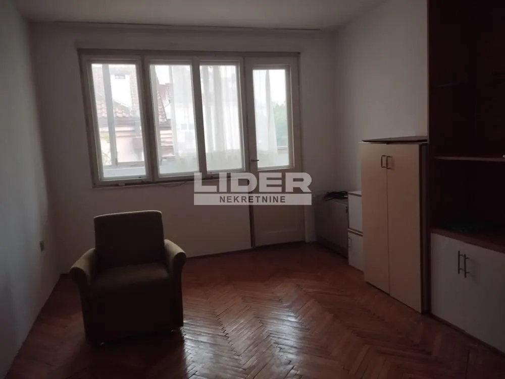 Sale, one bedroom apartment, 38m², Karaburma, Palilula Sve Podlokacije