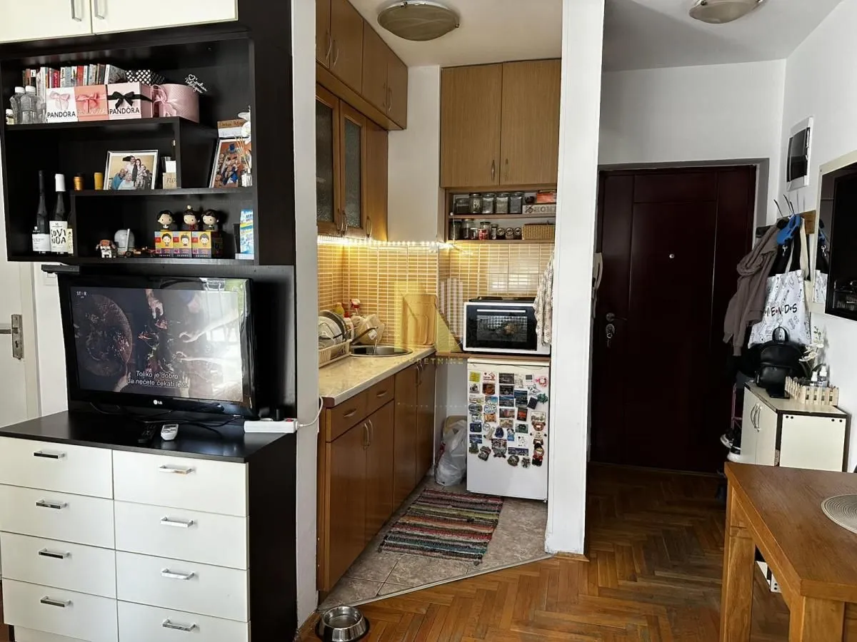 Prodaja, jednosoban stan, 26m², Podbara, Novi Sad Sve Podlokacije