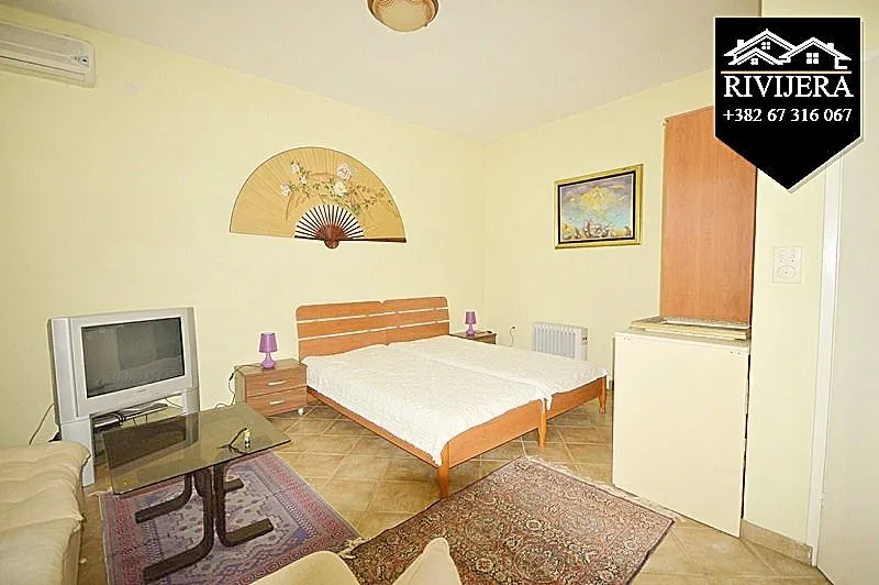 Prodaja, kuća, 75m², Centar, Herceg Novi
