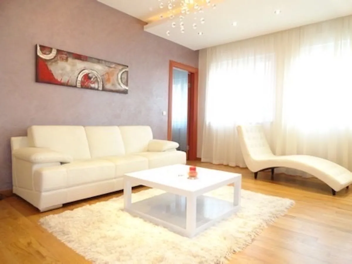 Prodaja, četvorosoban stan, 107m², Vračar Sve Podlokacije, Beograd