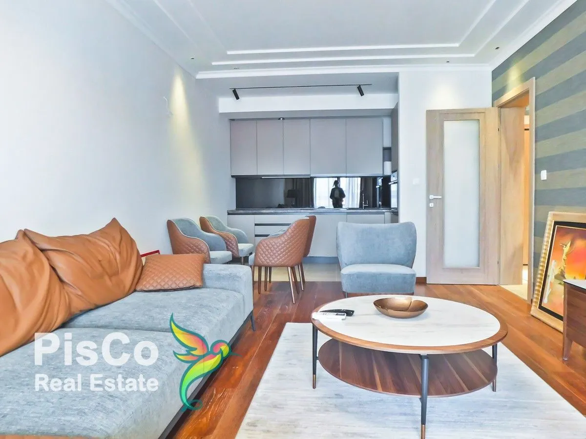 Izdavanje, dvosoban stan, 74m², Master Kvart, Podgorica